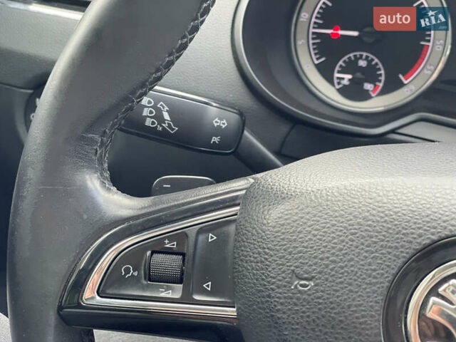 Сірий Шкода Октавія, об'ємом двигуна 1.6 л та пробігом 199 тис. км за 14700 $, фото 40 на Automoto.ua