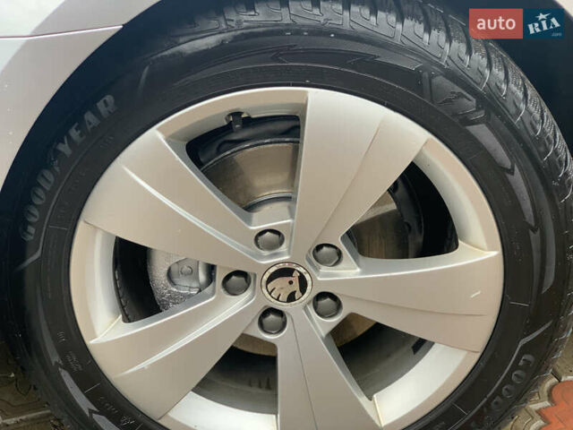 Сірий Шкода Октавія, об'ємом двигуна 1.97 л та пробігом 288 тис. км за 14700 $, фото 13 на Automoto.ua