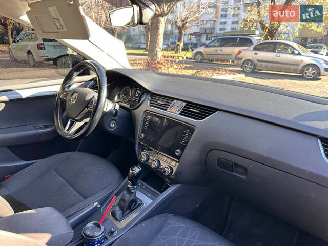 Сірий Шкода Октавія, об'ємом двигуна 1.6 л та пробігом 250 тис. км за 14500 $, фото 13 на Automoto.ua
