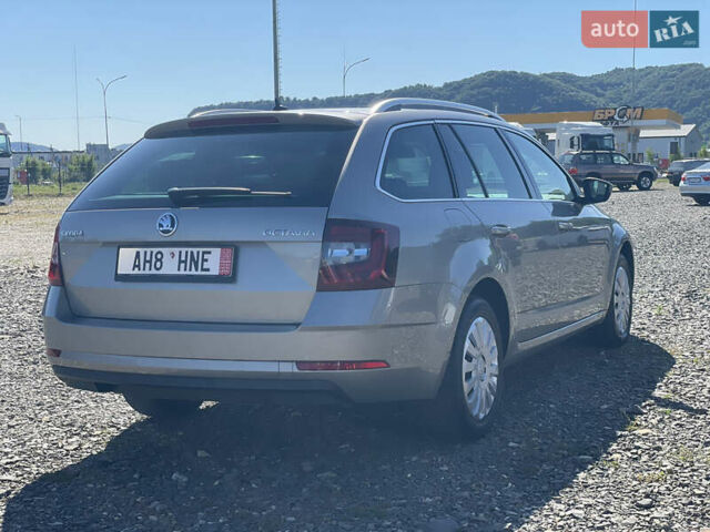 Шкода Октавия 2018 в Хусте на Automoto.ua Серый Шкода Октавия, объемом двигателя 1.6 л и пробегом 179 тыс. км за 14400 $, фото 4 на Automoto.ua