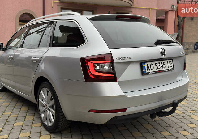 Серый Шкода Октавия, объемом двигателя 1.6 л и пробегом 194 тыс. км за 15450 $, фото 11 на Automoto.ua
