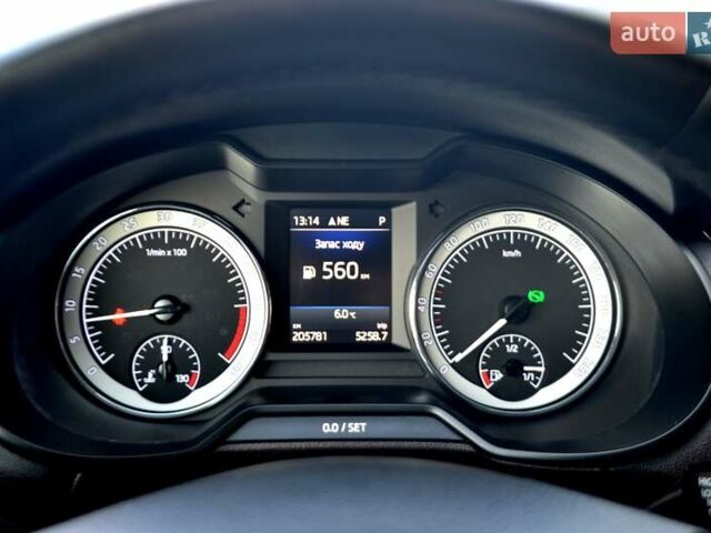 Сірий Шкода Октавія, об'ємом двигуна 2 л та пробігом 205 тис. км за 17800 $, фото 137 на Automoto.ua