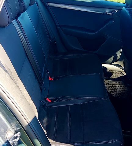 Серый Шкода Октавия, объемом двигателя 2 л и пробегом 221 тыс. км за 17000 $, фото 6 на Automoto.ua