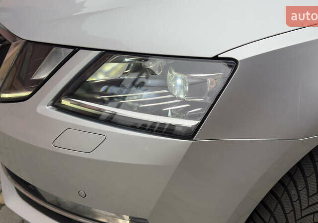 Серый Шкода Октавия, объемом двигателя 1.6 л и пробегом 194 тыс. км за 15450 $, фото 5 на Automoto.ua