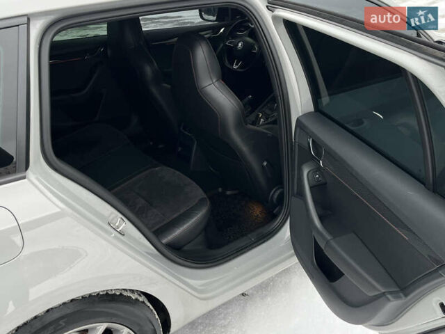 Серый Шкода Октавия, объемом двигателя 2 л и пробегом 295 тыс. км за 18900 $, фото 9 на Automoto.ua