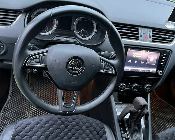 Сірий Шкода Октавія, об'ємом двигуна 2 л та пробігом 268 тис. км за 16300 $, фото 22 на Automoto.ua