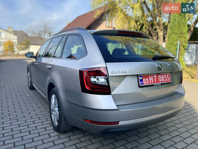 Сірий Шкода Октавія, об'ємом двигуна 1.6 л та пробігом 245 тис. км за 13999 $, фото 16 на Automoto.ua