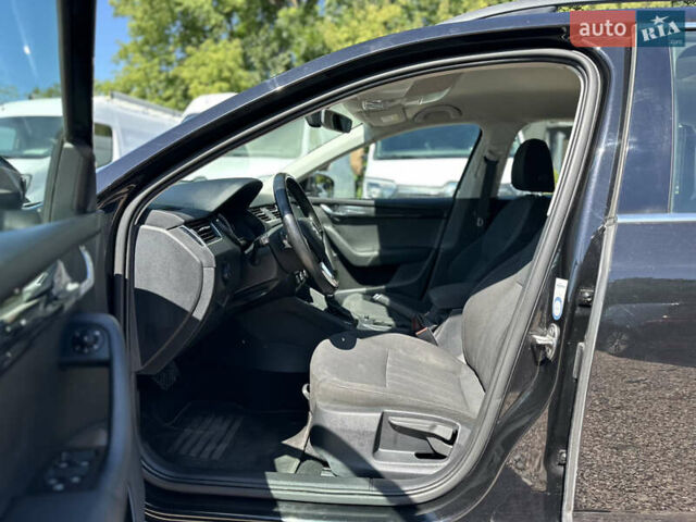 Серый Шкода Октавия, объемом двигателя 1.97 л и пробегом 171 тыс. км за 16850 $, фото 15 на Automoto.ua