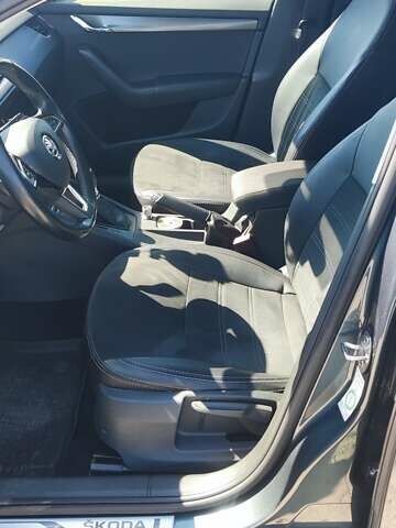 Сірий Шкода Октавія, об'ємом двигуна 1.97 л та пробігом 211 тис. км за 17900 $, фото 9 на Automoto.ua