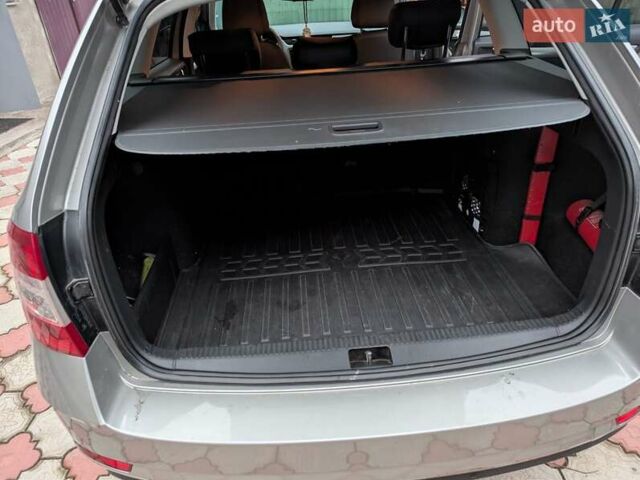 Серый Шкода Октавия, объемом двигателя 1.6 л и пробегом 240 тыс. км за 13300 $, фото 2 на Automoto.ua