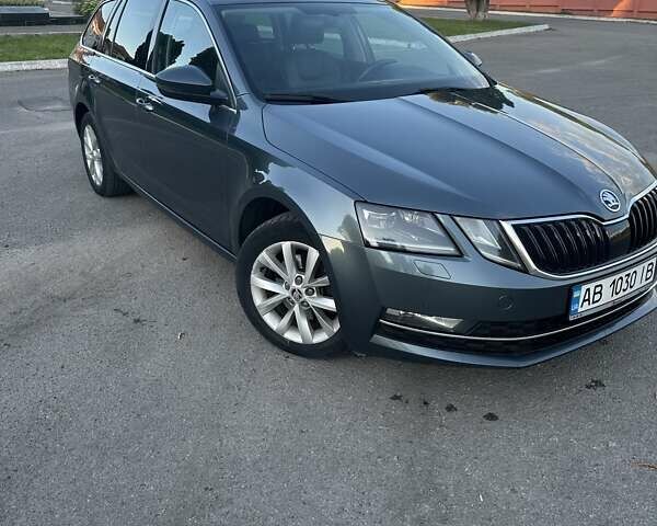 Серый Шкода Октавия, объемом двигателя 1.97 л и пробегом 257 тыс. км за 13800 $, фото 6 на Automoto.ua