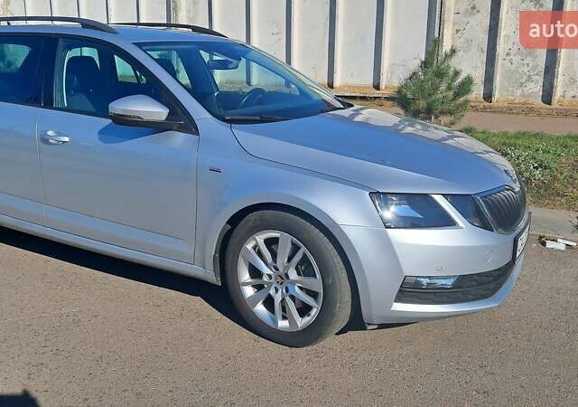 Сірий Шкода Октавія, об'ємом двигуна 1.97 л та пробігом 230 тис. км за 16500 $, фото 4 на Automoto.ua