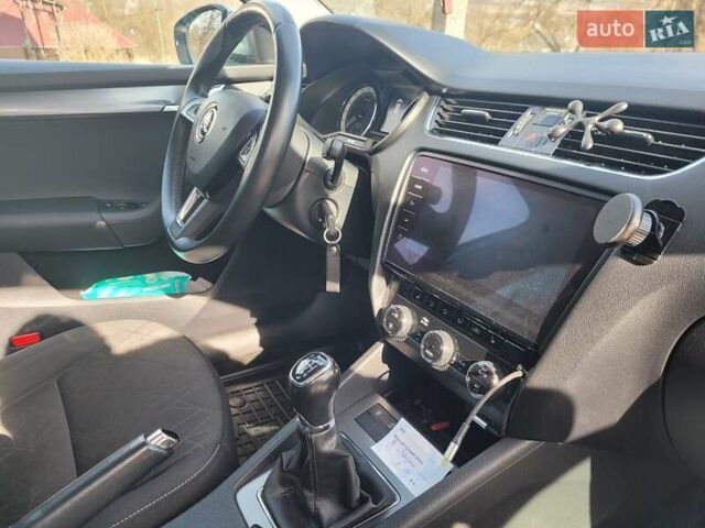 Сірий Шкода Октавія, об'ємом двигуна 2 л та пробігом 200 тис. км за 16400 $, фото 10 на Automoto.ua