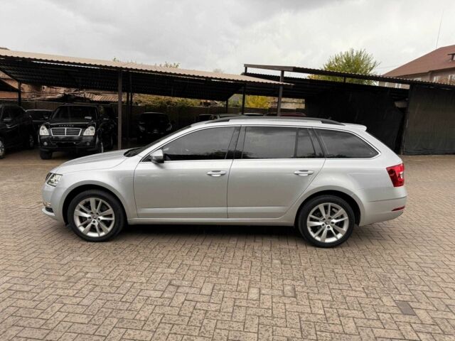 Сірий Шкода Октавія, об'ємом двигуна 1.8 л та пробігом 224 тис. км за 13700 $, фото 6 на Automoto.ua