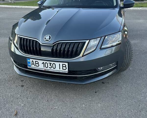 Серый Шкода Октавия, объемом двигателя 1.97 л и пробегом 257 тыс. км за 13800 $, фото 1 на Automoto.ua