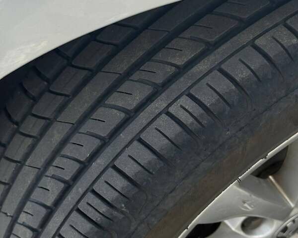 Сірий Шкода Октавія, об'ємом двигуна 1.97 л та пробігом 282 тис. км за 15500 $, фото 18 на Automoto.ua