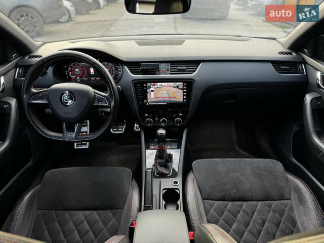 Серый Шкода Октавия, объемом двигателя 2 л и пробегом 193 тыс. км за 23999 $, фото 50 на Automoto.ua