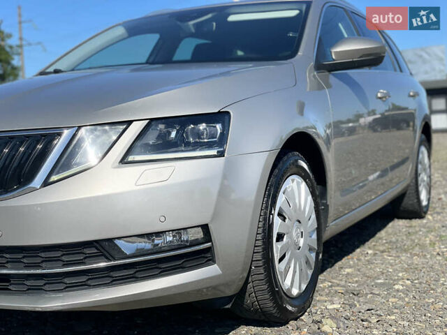 Шкода Октавия 2018 в Хусте на Automoto.ua Серый Шкода Октавия, объемом двигателя 1.6 л и пробегом 179 тыс. км за 14400 $, фото 8 на Automoto.ua