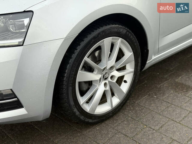 Сірий Шкода Октавія, об'ємом двигуна 1.97 л та пробігом 179 тис. км за 17199 $, фото 1 на Automoto.ua