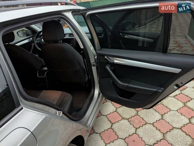 Серый Шкода Октавия, объемом двигателя 1.6 л и пробегом 240 тыс. км за 13300 $, фото 10 на Automoto.ua