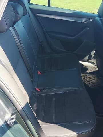 Сірий Шкода Октавія, об'ємом двигуна 1.97 л та пробігом 211 тис. км за 17900 $, фото 6 на Automoto.ua