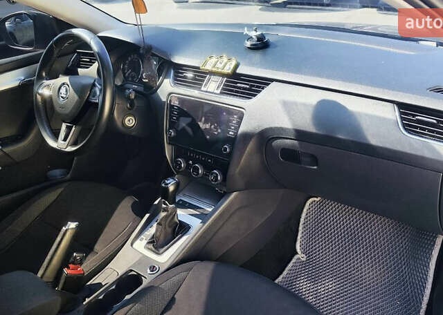 Серый Шкода Октавия, объемом двигателя 1.6 л и пробегом 282 тыс. км за 14500 $, фото 3 на Automoto.ua