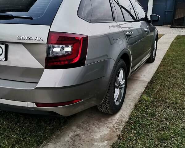 Серый Шкода Октавия, объемом двигателя 1.6 л и пробегом 215 тыс. км за 14900 $, фото 10 на Automoto.ua