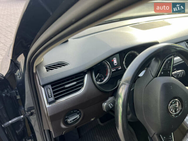 Сірий Шкода Октавія, об'ємом двигуна 2 л та пробігом 240 тис. км за 19400 $, фото 37 на Automoto.ua