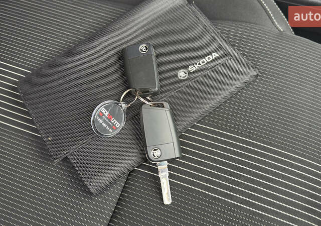 Серый Шкода Октавия, объемом двигателя 1.6 л и пробегом 194 тыс. км за 15450 $, фото 40 на Automoto.ua