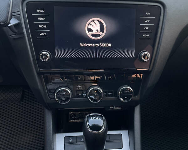 Сірий Шкода Октавія, об'ємом двигуна 2 л та пробігом 240 тис. км за 13600 $, фото 7 на Automoto.ua