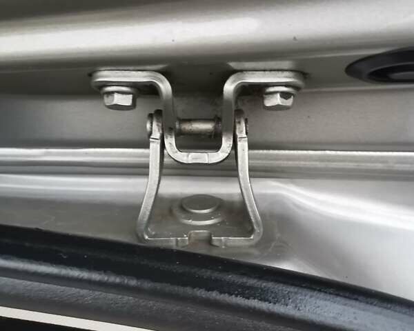 Серый Шкода Октавия, объемом двигателя 1.6 л и пробегом 215 тыс. км за 14900 $, фото 14 на Automoto.ua