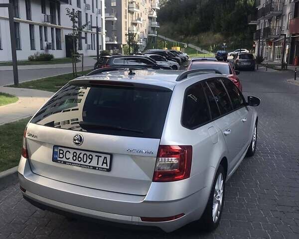 Серый Шкода Октавия, объемом двигателя 1.97 л и пробегом 186 тыс. км за 16500 $, фото 3 на Automoto.ua