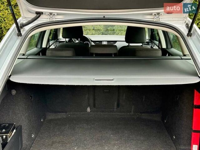 Сірий Шкода Октавія, об'ємом двигуна 1.6 л та пробігом 273 тис. км за 12800 $, фото 11 на Automoto.ua