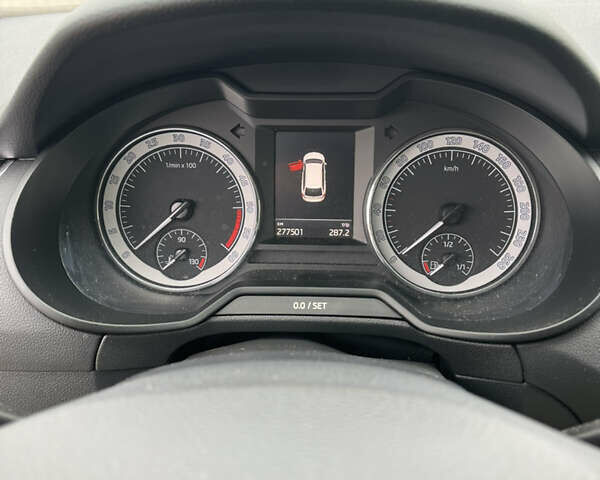 Серый Шкода Октавия, объемом двигателя 1.6 л и пробегом 277 тыс. км за 13500 $, фото 10 на Automoto.ua