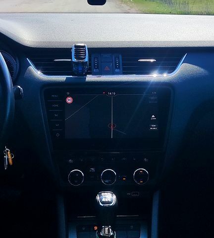 Серый Шкода Октавия, объемом двигателя 2 л и пробегом 221 тыс. км за 17000 $, фото 9 на Automoto.ua