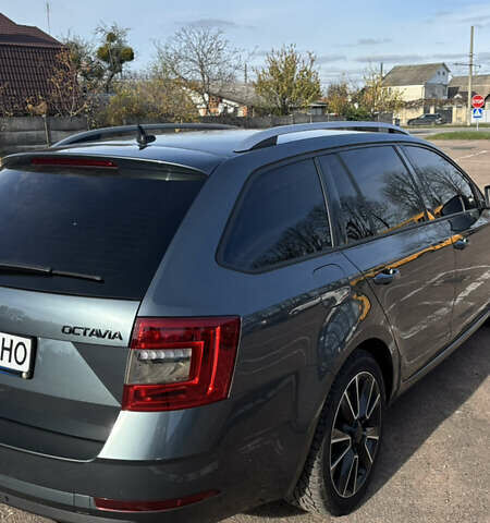 Серый Шкода Октавия, объемом двигателя 1.6 л и пробегом 286 тыс. км за 14000 $, фото 2 на Automoto.ua