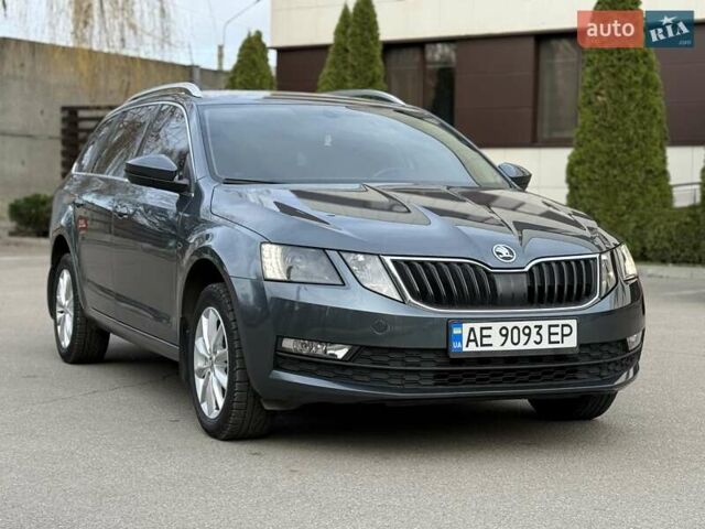 Сірий Шкода Октавія, об'ємом двигуна 1.6 л та пробігом 300 тис. км за 11300 $, фото 13 на Automoto.ua