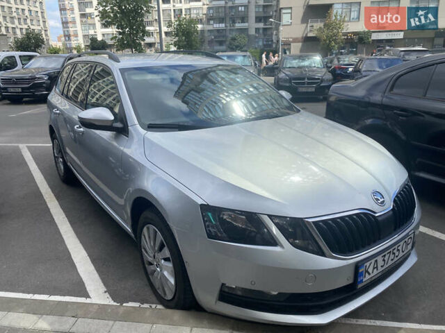 Серый Шкода Октавия, объемом двигателя 1.6 л и пробегом 220 тыс. км за 14700 $, фото 7 на Automoto.ua