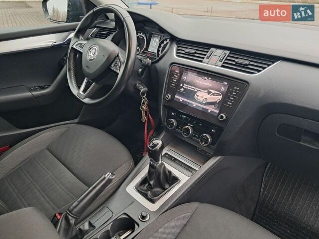 Серый Шкода Октавия, объемом двигателя 1.6 л и пробегом 200 тыс. км за 13500 $, фото 16 на Automoto.ua