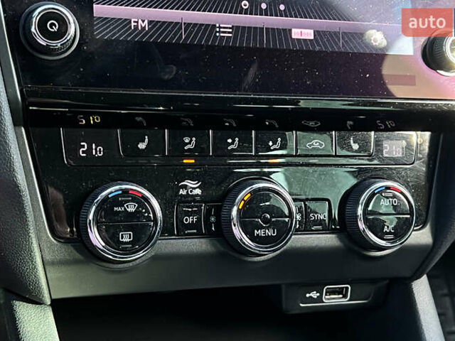 Серый Шкода Октавия, объемом двигателя 2 л и пробегом 205 тыс. км за 16999 $, фото 16 на Automoto.ua