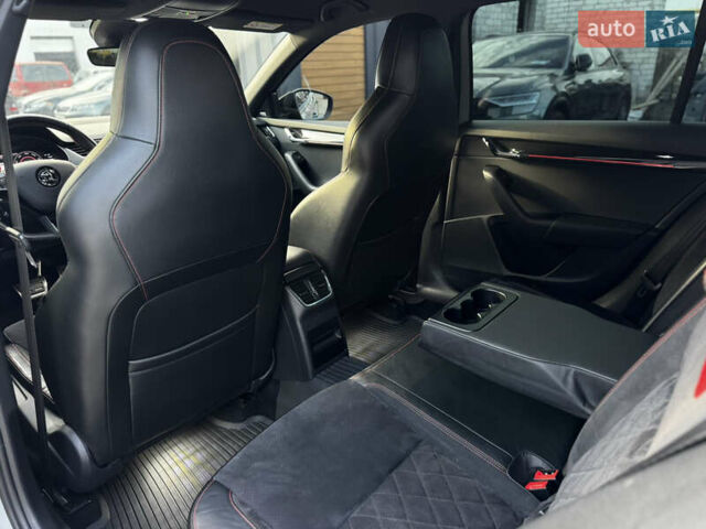 Серый Шкода Октавия, объемом двигателя 2 л и пробегом 193 тыс. км за 23999 $, фото 47 на Automoto.ua