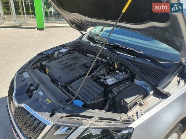 Серый Шкода Октавия, объемом двигателя 1.6 л и пробегом 192 тыс. км за 15300 $, фото 69 на Automoto.ua