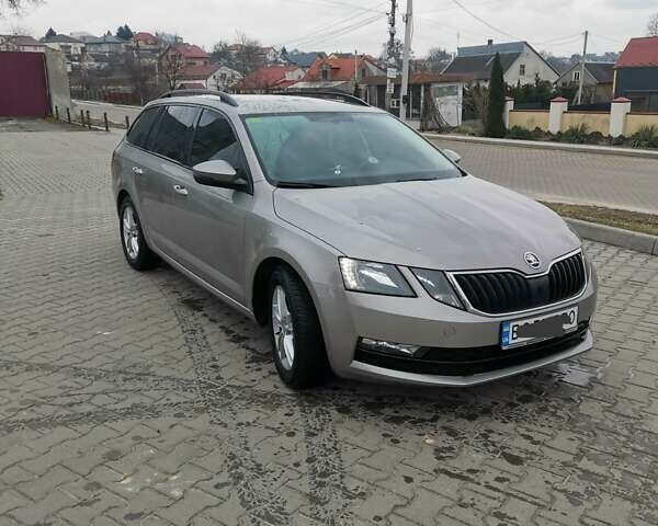 Серый Шкода Октавия, объемом двигателя 1.6 л и пробегом 215 тыс. км за 14900 $, фото 6 на Automoto.ua