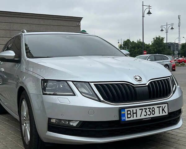 Серый Шкода Октавия, объемом двигателя 1.97 л и пробегом 210 тыс. км за 15900 $, фото 7 на Automoto.ua