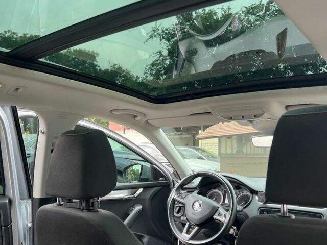 Сірий Шкода Октавія, об'ємом двигуна 2 л та пробігом 206 тис. км за 16599 $, фото 7 на Automoto.ua