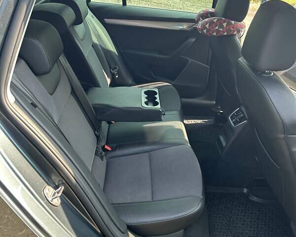 Серый Шкода Октавия, объемом двигателя 1.6 л и пробегом 187 тыс. км за 12733 $, фото 1 на Automoto.ua