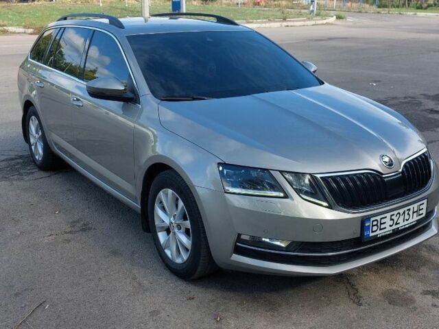 Серый Шкода Октавия, объемом двигателя 1.6 л и пробегом 263 тыс. км за 14900 $, фото 1 на Automoto.ua