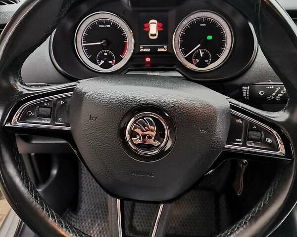 Шкода Октавия 2018 в Львове на Automoto.ua Серый Шкода Октавия, объемом двигателя 1.6 л и пробегом 224 тыс. км за 14550 $, фото 6 на Automoto.ua