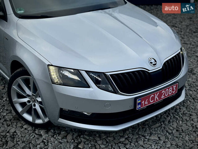 Серый Шкода Октавия, объемом двигателя 2 л и пробегом 291 тыс. км за 14800 $, фото 5 на Automoto.ua