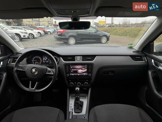 Серый Шкода Октавия, объемом двигателя 2 л и пробегом 291 тыс. км за 14800 $, фото 37 на Automoto.ua